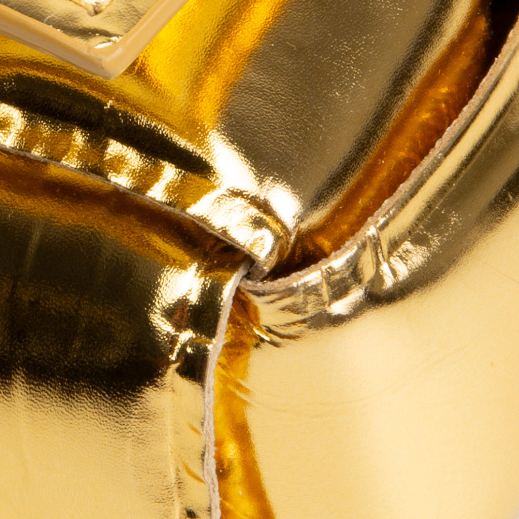 lpe-bttg-shld-061226-20956-7