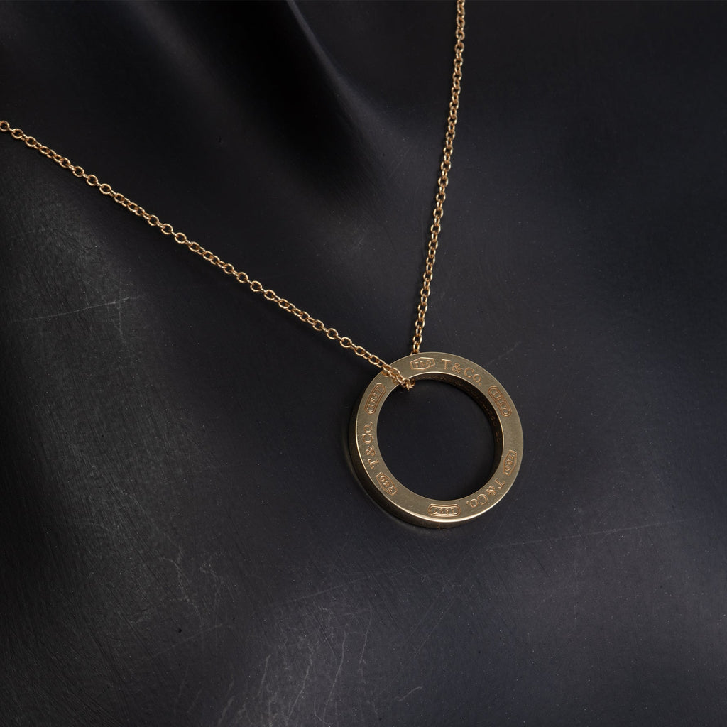 TIFFANY & CO. Circle Pendant Necklace