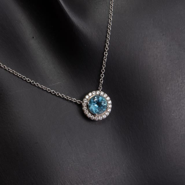 TIFFANY & CO. Platinum Aquamarine & Diamond Pendant Necklace
