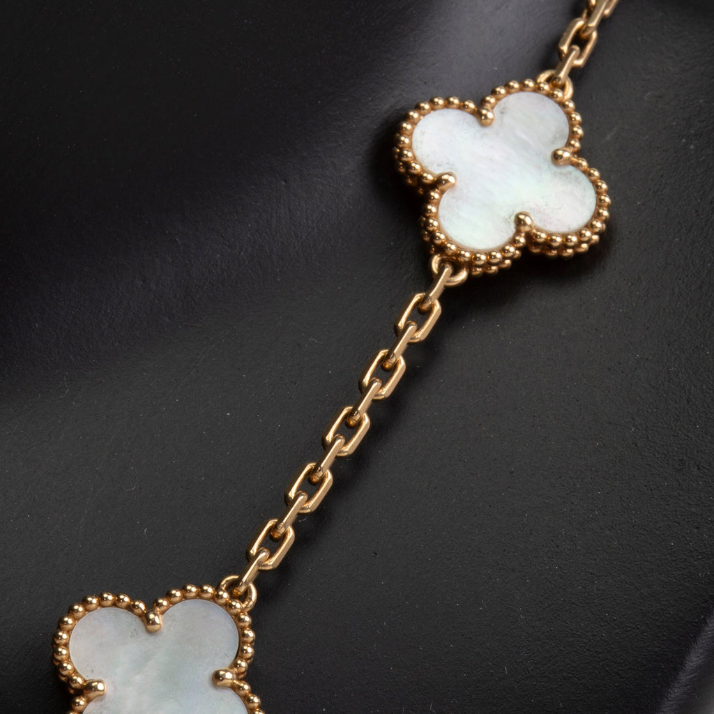 VAN CLEEF & ARPELS Vintage Alhambra 10 Motif Necklace - Mother of Pearl