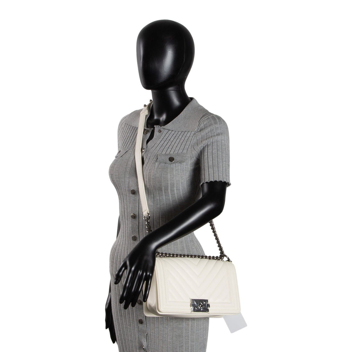 CHANEL Chevron Medium Boy Bag - Ivory
