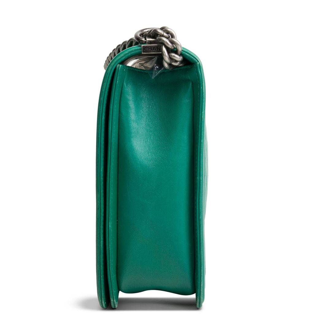 CHANEL Large Boy Bag - Green - OUTLET FINAL SALE
