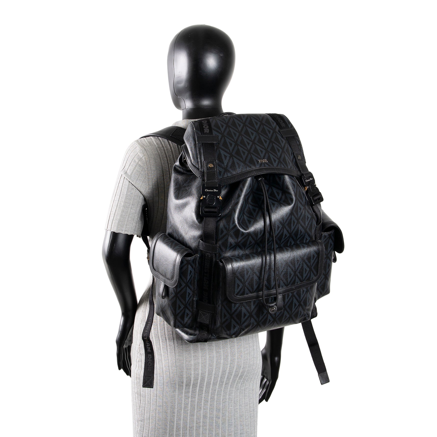 DIOR Men Hit The Road Backpack - CD Diamond Canvas