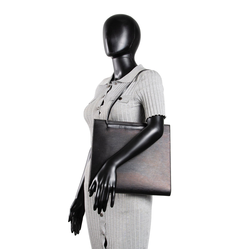 LOUIS VUITTON Epi Leather Saint Tropez
