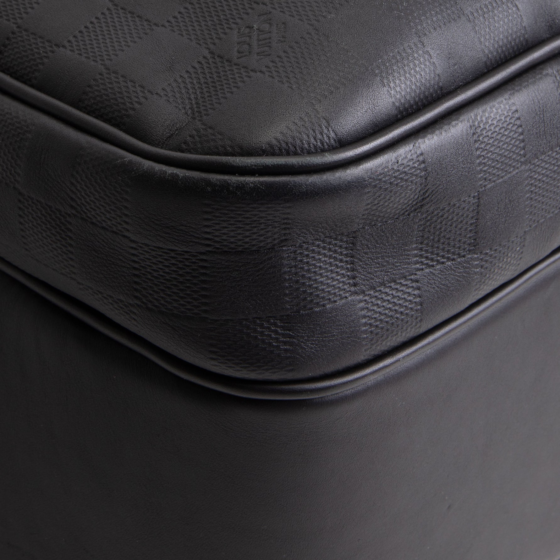 LOUIS VUITTON Damier Infini Michael Backpack - Black