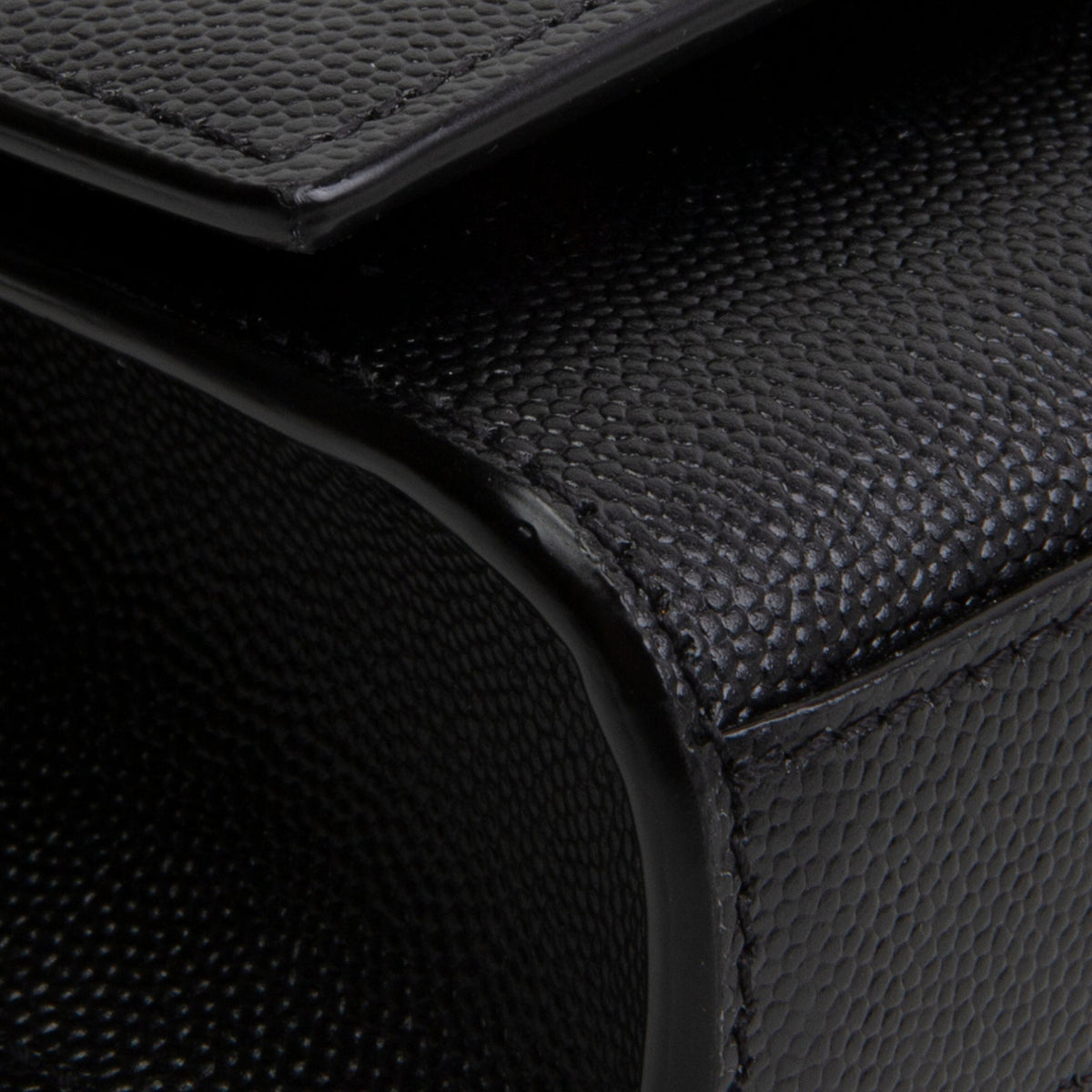 SAINT LAURENT Grain de Poudre Kate Shoulder Bag - Black